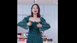 刘敏涛教授的女子舞蹈:抽筋 抚摸你的头发 谁是你爱的人