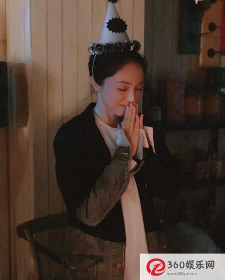 未受高云翔事件影响的董璇与朋友快乐庆祝37岁生日