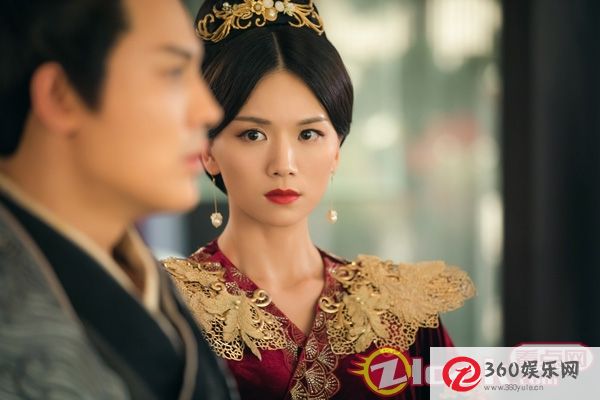 曹《凤弈》强势回归女王命运遭遇重大转折